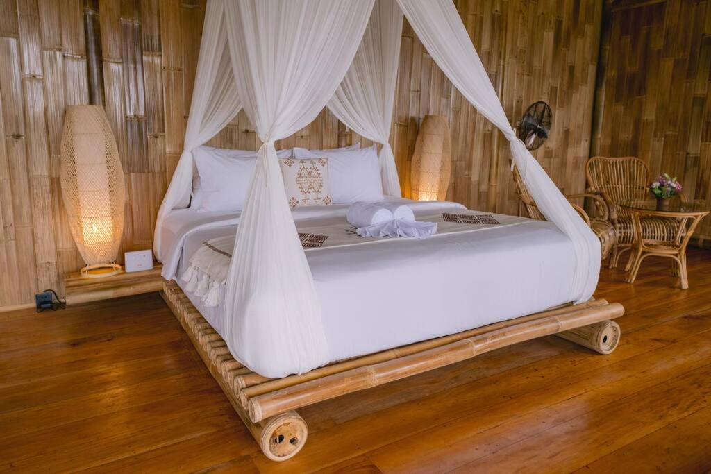 Makerti Bali~Bamboo House Villa Selat Kültér fotó