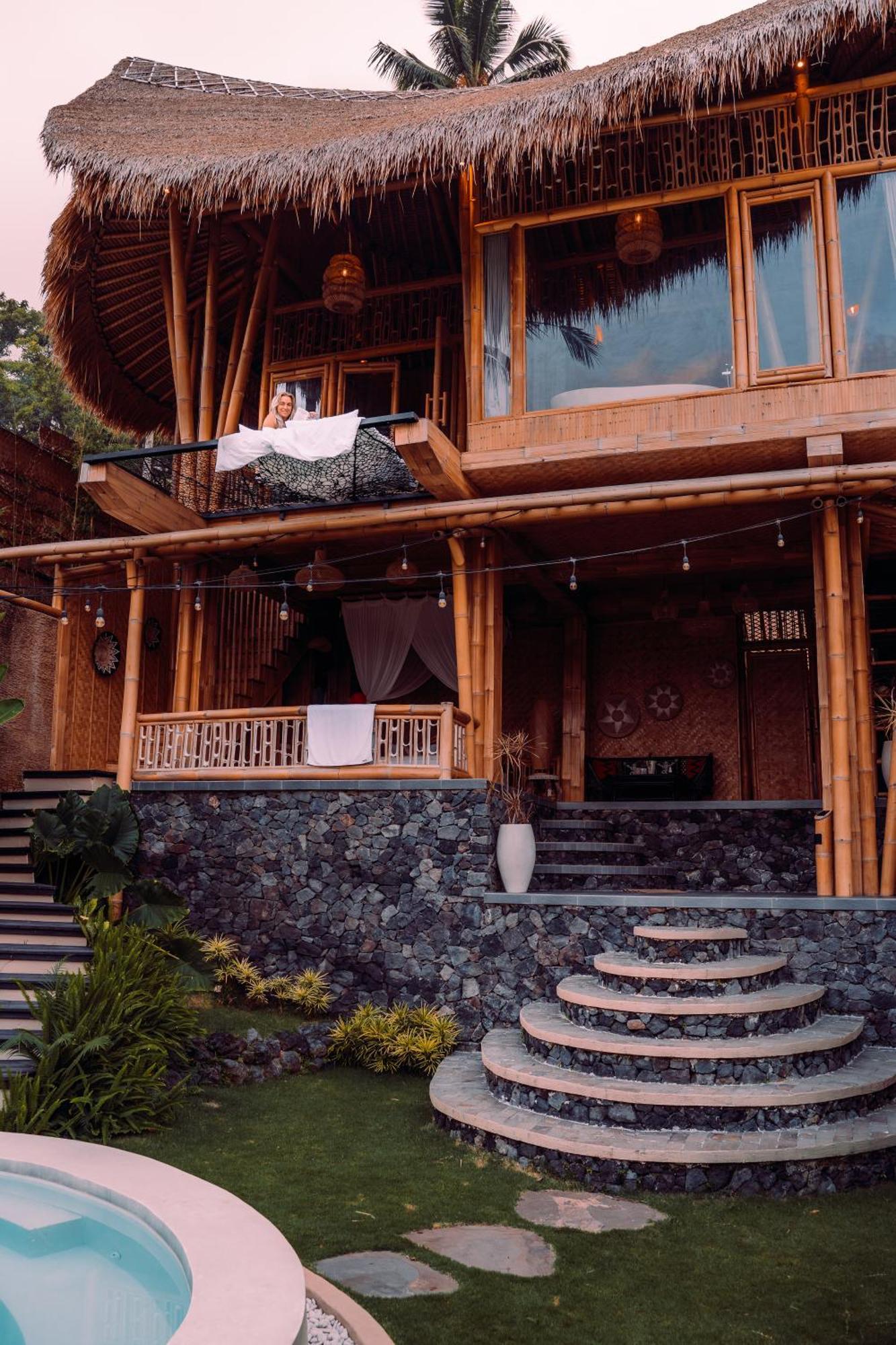 Makerti Bali~Bamboo House Villa Selat Kültér fotó